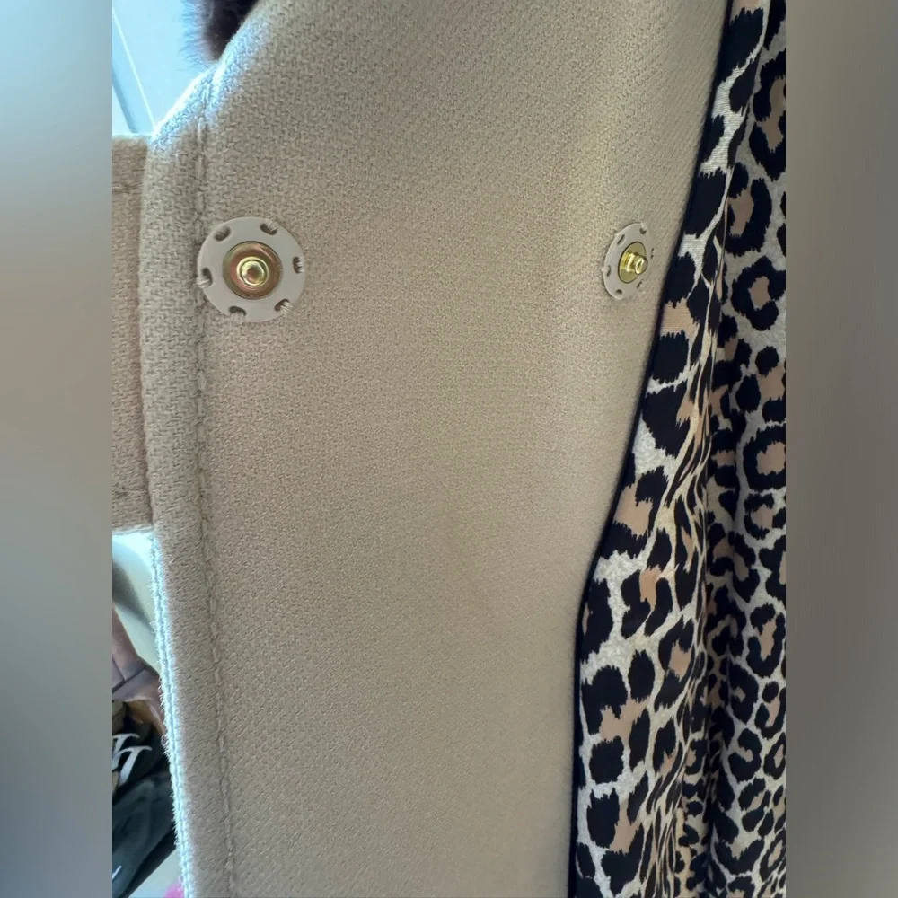 Kate Spade Wool Camel Coat with Large Faux Fur Collar - Picture 6 of 16